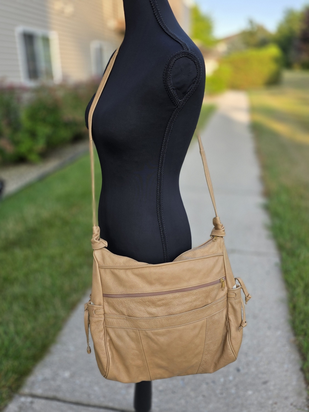 Vintage Y2K Genuine Leather Hobo Shoulder Bag Made in Mexico Tan